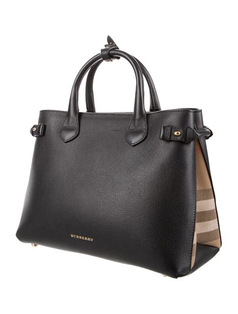 burberry borsa grande|Burberry Large Handbags.